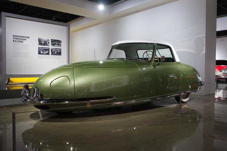 1948 davis d2 divan Values Hagerty Valuation Tool®